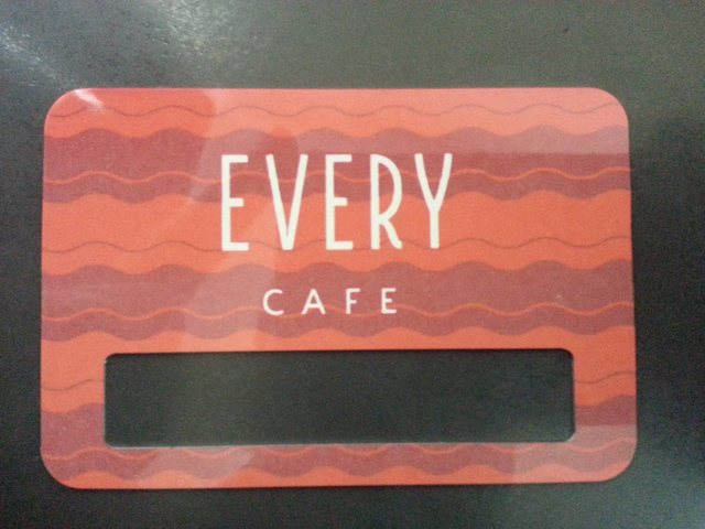 металлический бейдж с окном для кафе