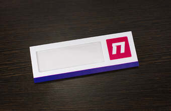 эксклюзивный пластиковый бейджик